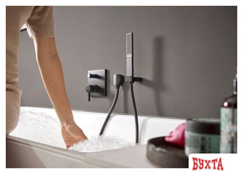 Душевой гарнитур Hansgrohe Rainfinity 100 1jet 26866670 3