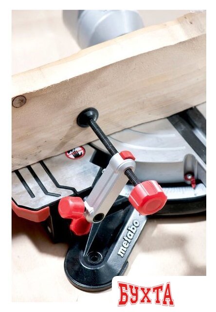 Торцовочная пила Metabo KGS 216 M 619260000 3