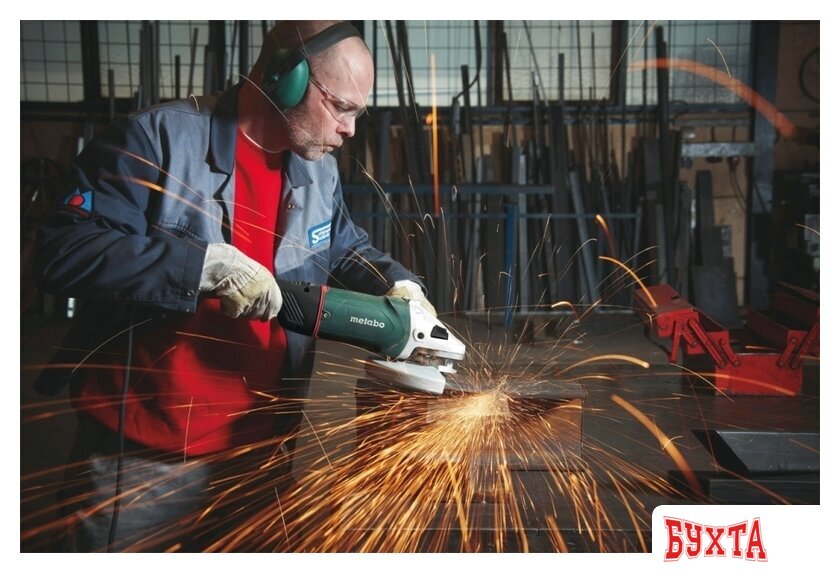 Угловая шлифмашина Metabo W 24-230 MVT [606467000] 2