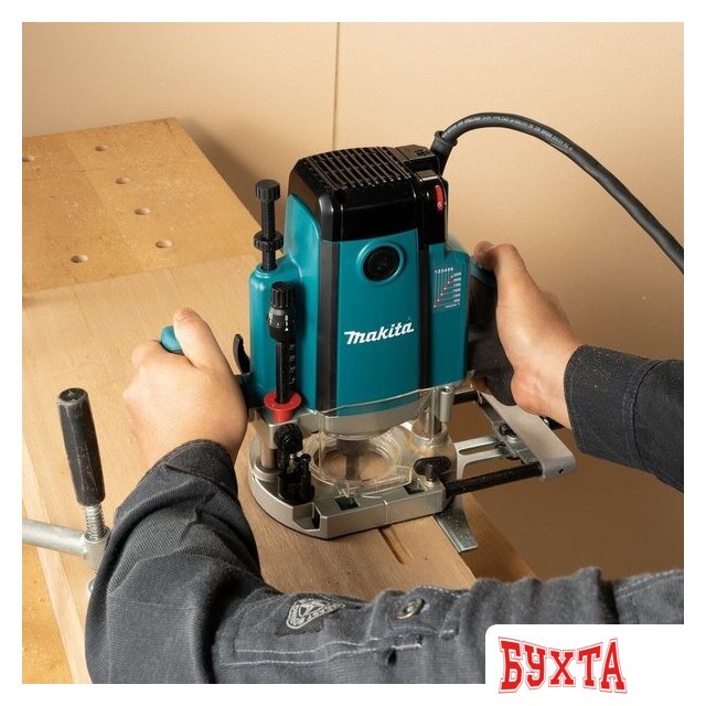 Вертикальный фрезер Makita RP2303FC02 2