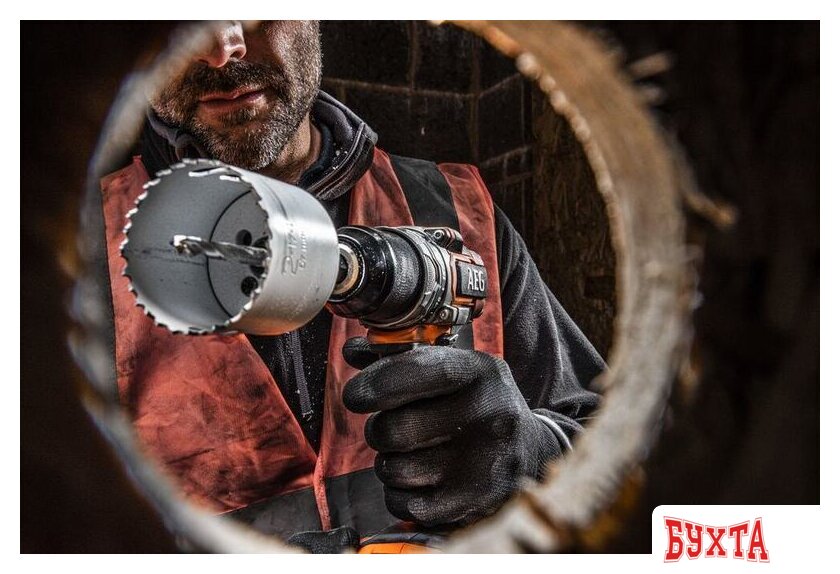 Дрель-шуруповерт AEG Powertools BS 18SBL-202C 4935472277 (с 2-мя АКБ, кейс) 4