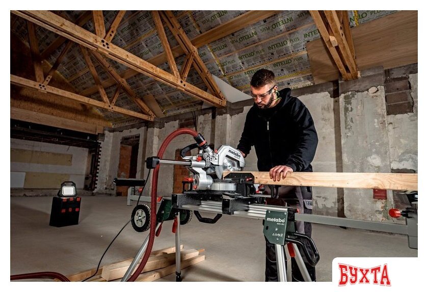 Торцовочная пила Metabo KGS 254 M 613254000 5