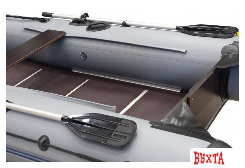 Моторно-килевая лодка Адмирал 320S 3