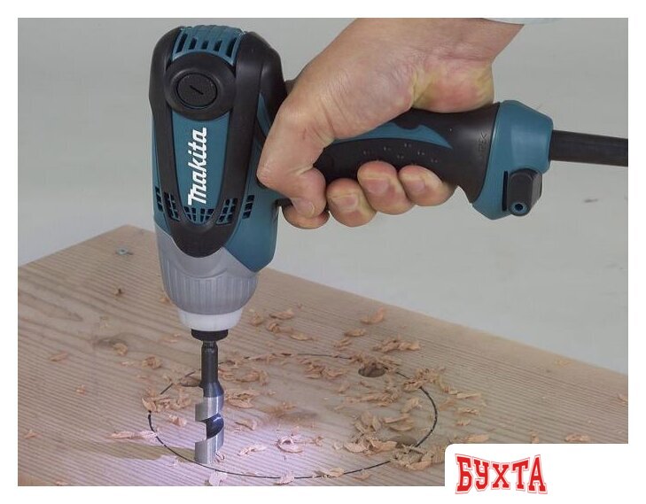 Винтоверт Makita TD0101F 2